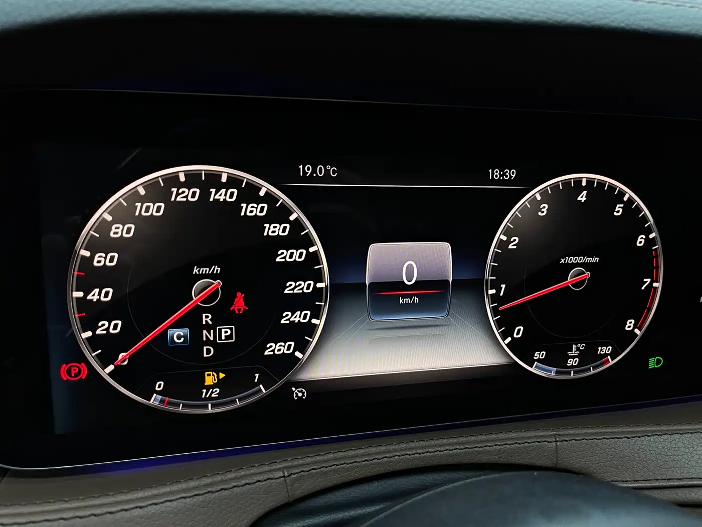 Mercedes-Benz S-Class 2018 S 320 L фото 10