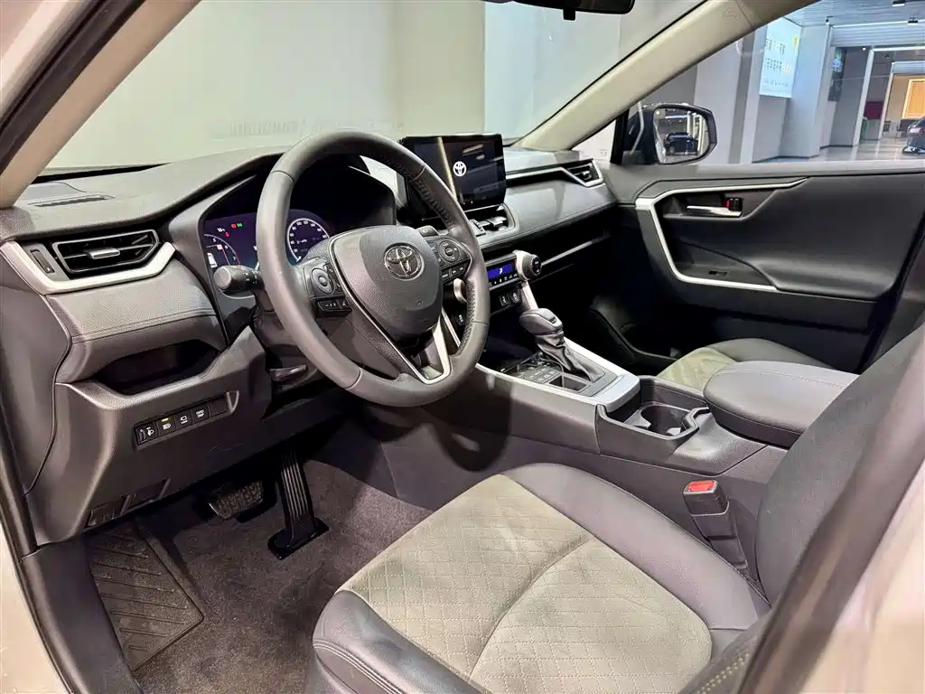 Toyota RAV4 Rongfang 2024 2.0L CVT AWD Adventure Plus Edition фото 25