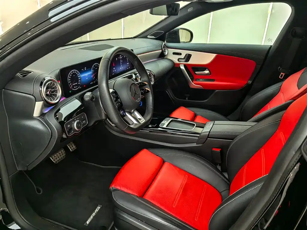 MERCEDES-BENZ CLA AMG