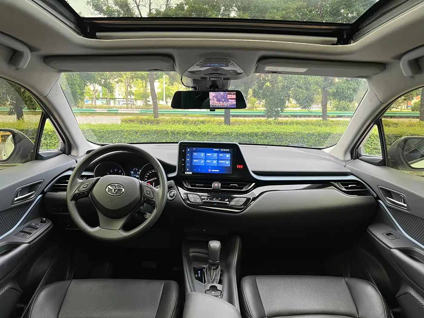 Toyota IZOA 2023 2023 2.0L Yi-Xiang Edition