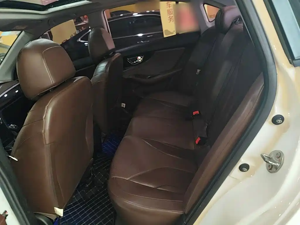 Soueast A5 Wing Dance 2019 2019 1.5L Manual Flagship Edition China V