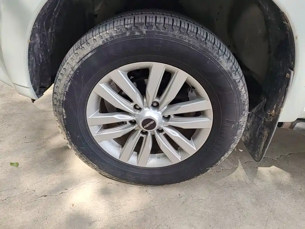 Isuzu mu-X Ranger 2018 2018 1.9T Diesel Auto 4WD Premium Edition 7-seater