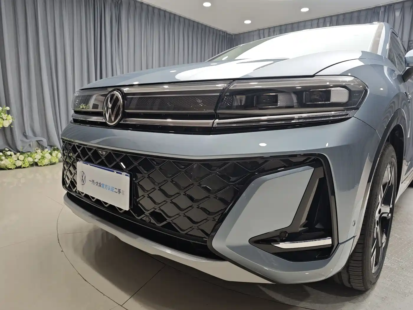 Volkswagen Talagon 2025 450TSI R-Line 6-Seater фото 42