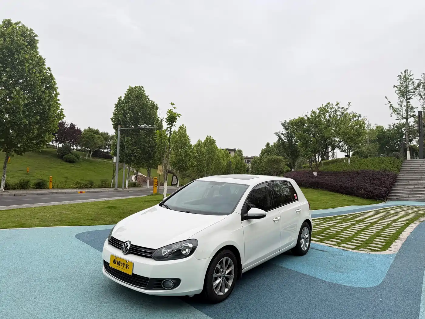 Volkswagen Golf 2012 1.4TSI Automatic Comfort фото 2