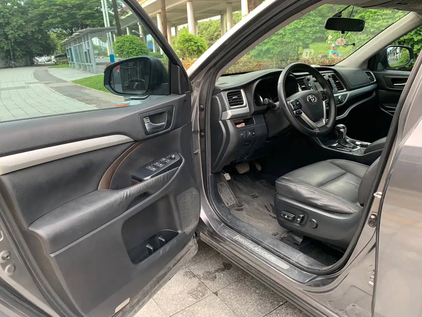Toyota Highlander 2015 2.0T AWD Luxury Edition 7-seater фото 8