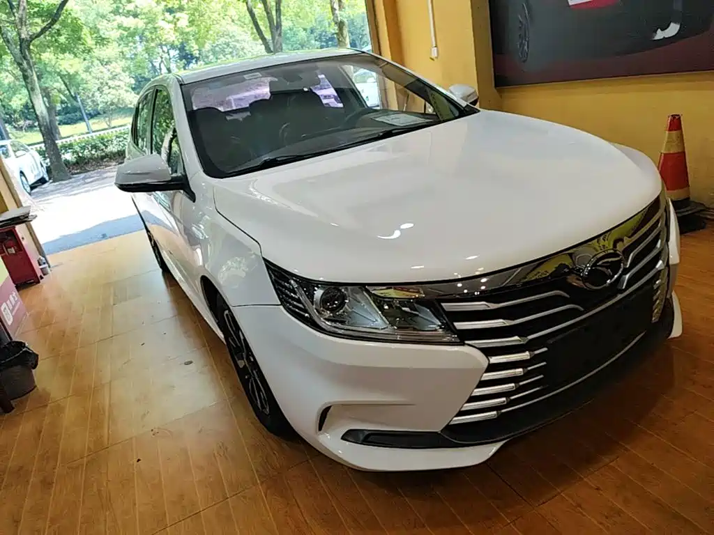 Soueast A5 Wing Dance 2019 2019 1.5L Manual Flagship Edition China V