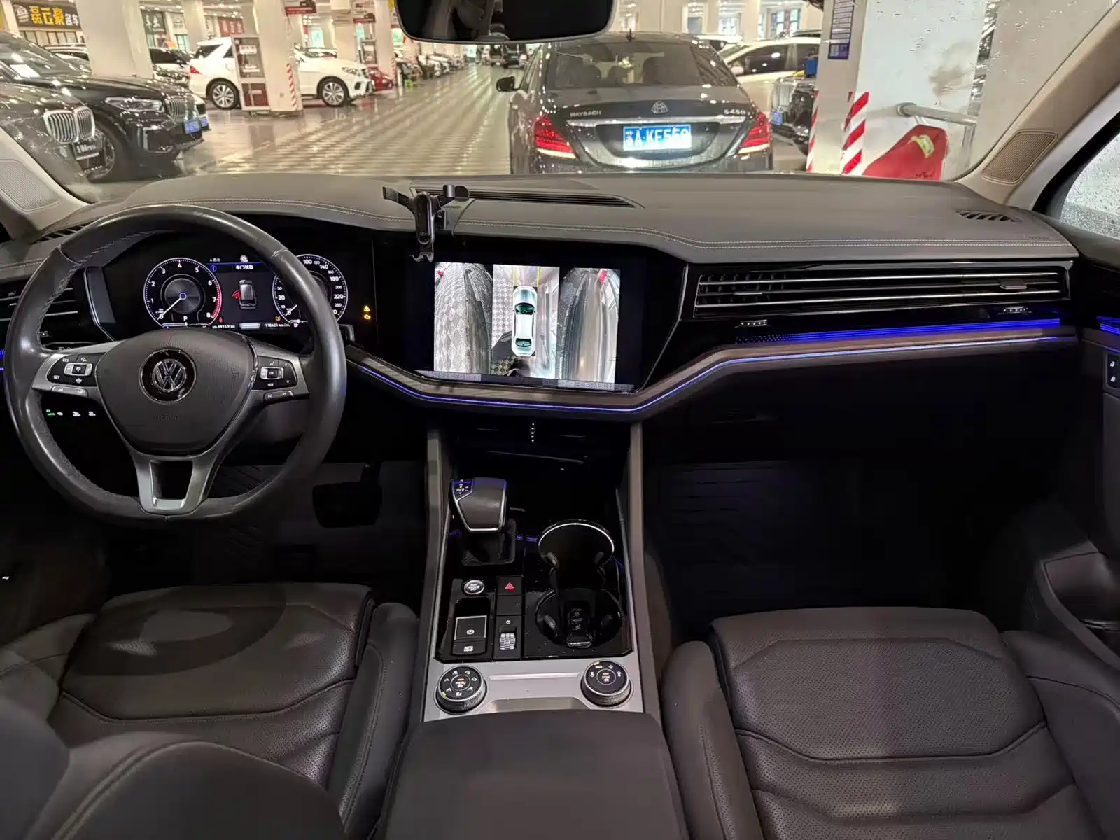 Фото 9 - Volkswagen Touareg