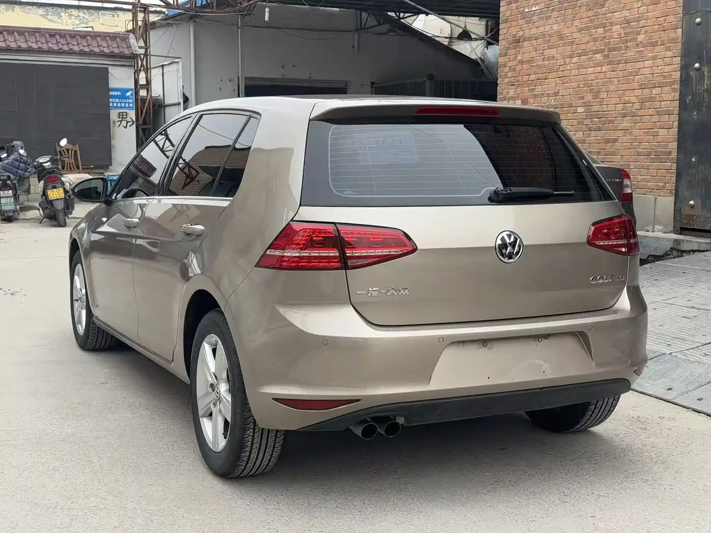 Volkswagen Golf 2014 1.4TSI Automatic Comfort фото 10