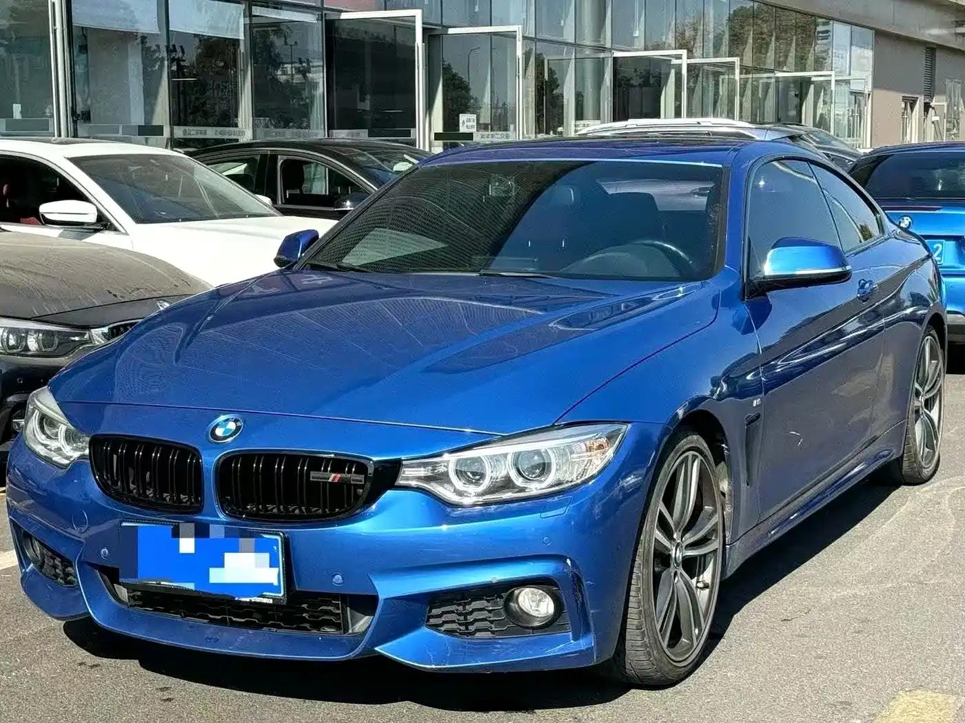 Photo 1 - BMW 4 Series
