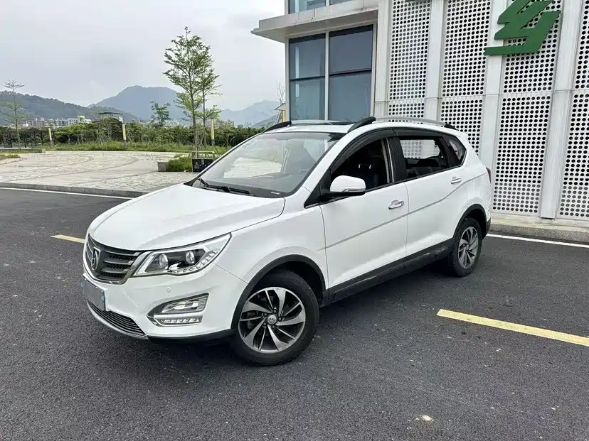 2017 Baojun 560