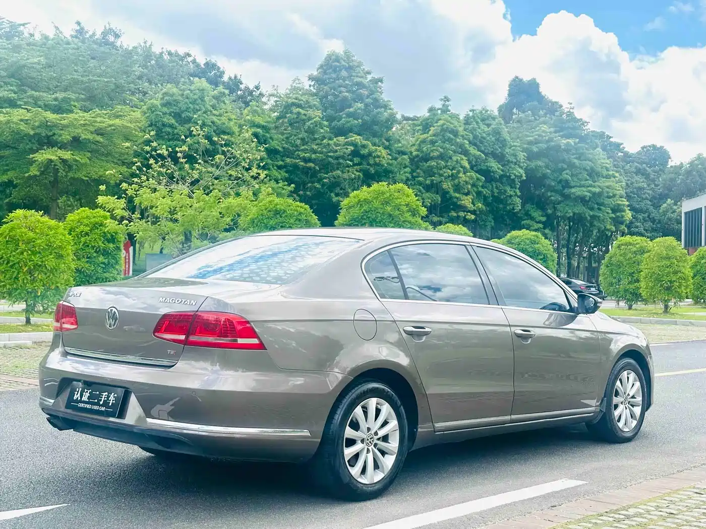 Фото 6 - Volkswagen Magotan