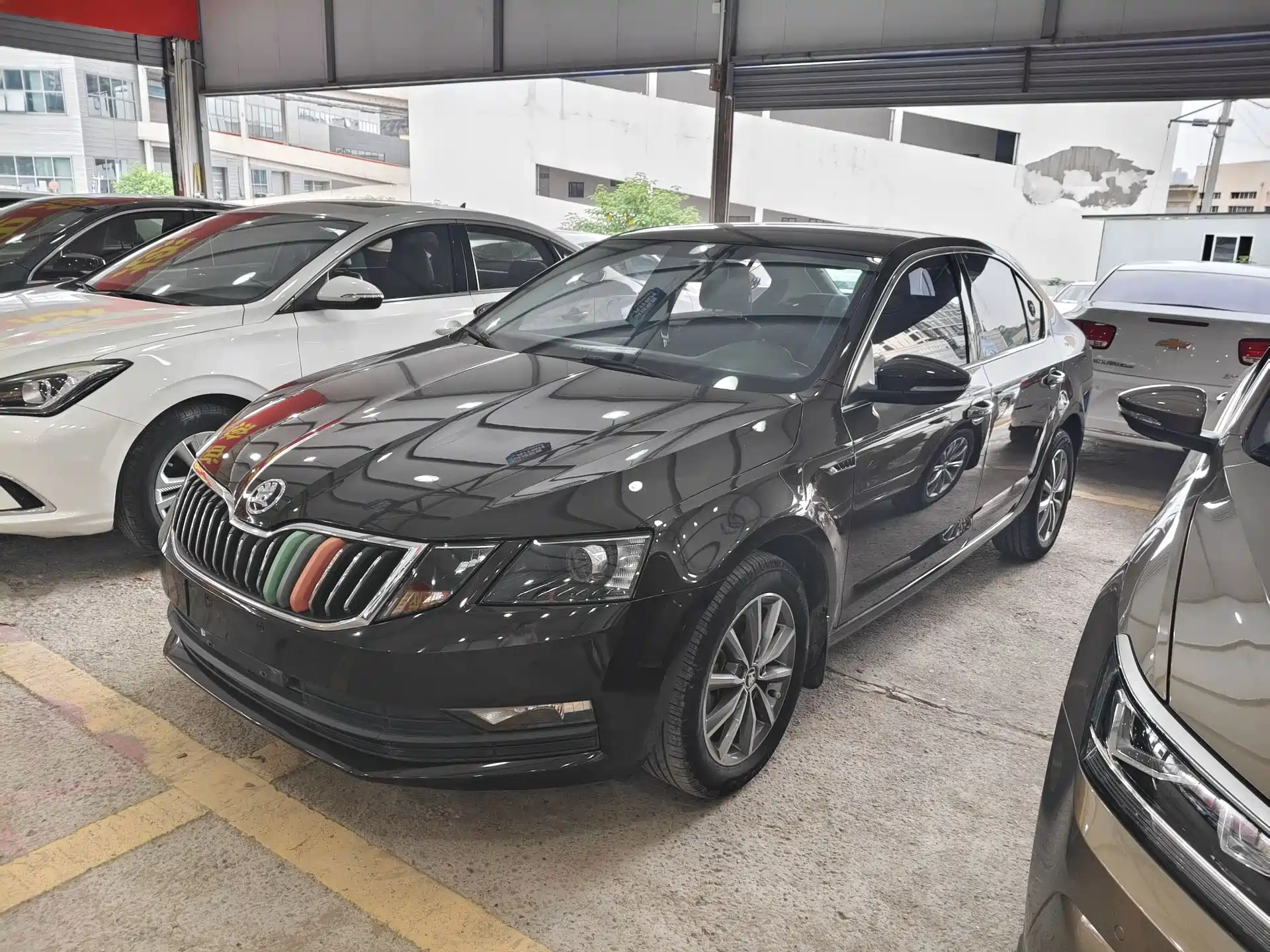 Photo 1 - Škoda Octavia