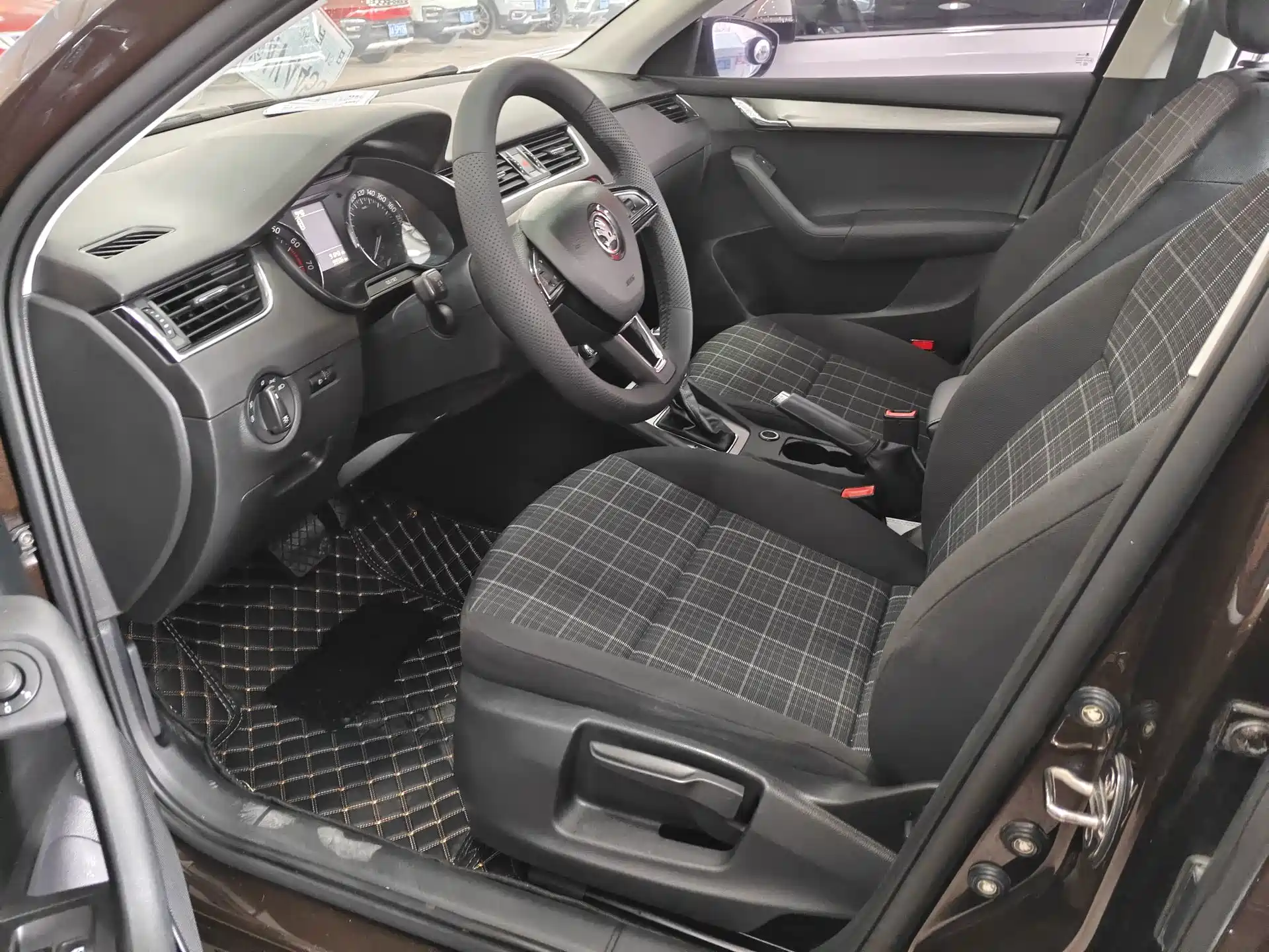 Photo 4 - Škoda Octavia