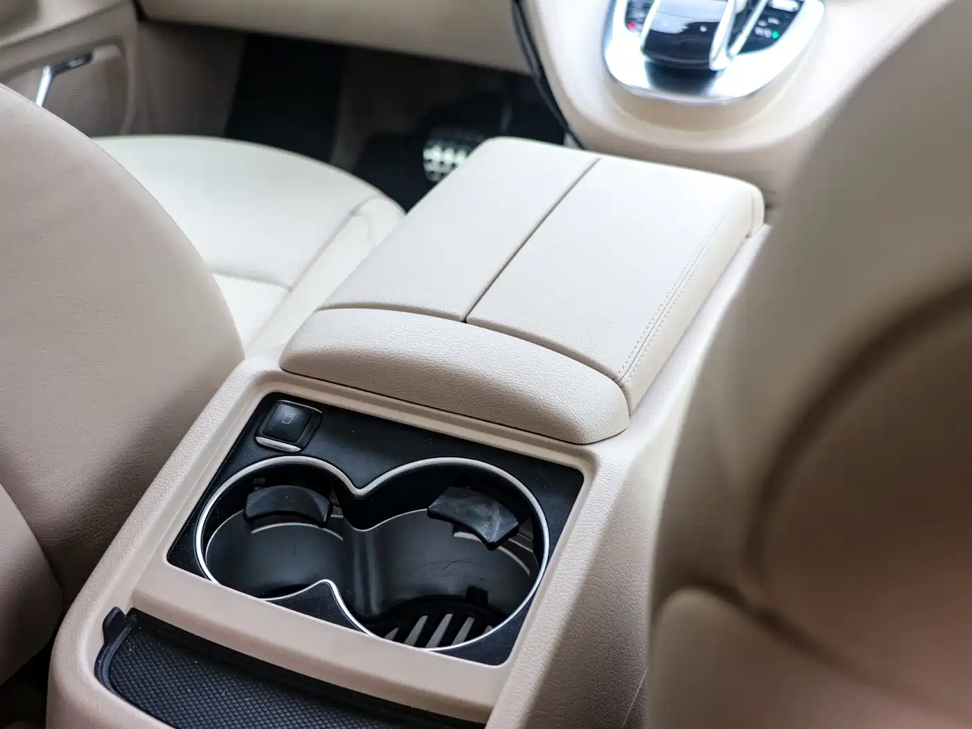 Mercedes-Benz V-Class 2016 V 260 Premium Edition фото 13