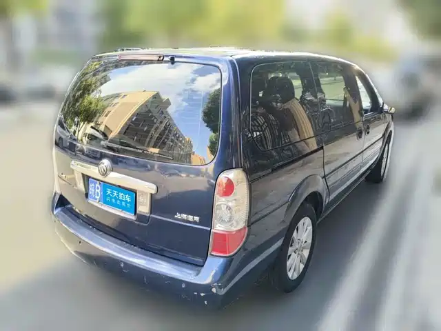 Buick GL8 2014 2.4L Executive Edition — фото 2