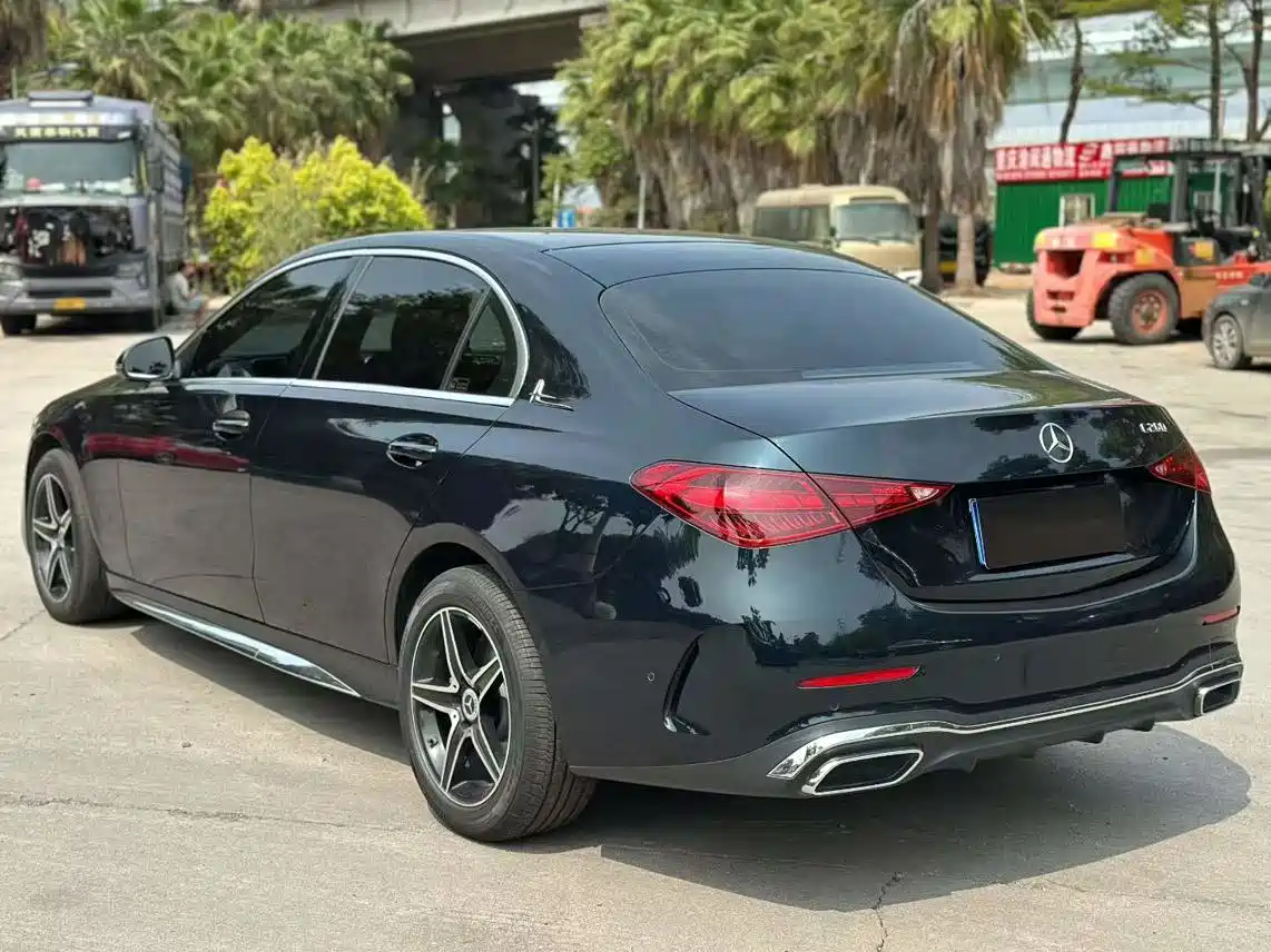 MERCEDES-BENZ C CLASS