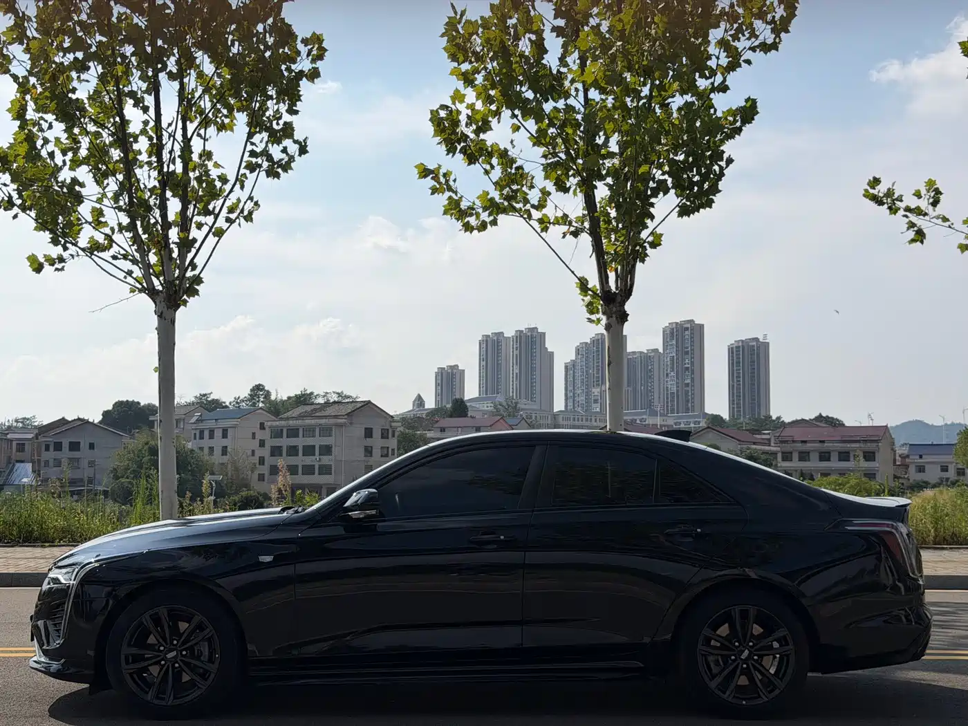 Cadillac CT4 2024 2023 25T Luxury Model