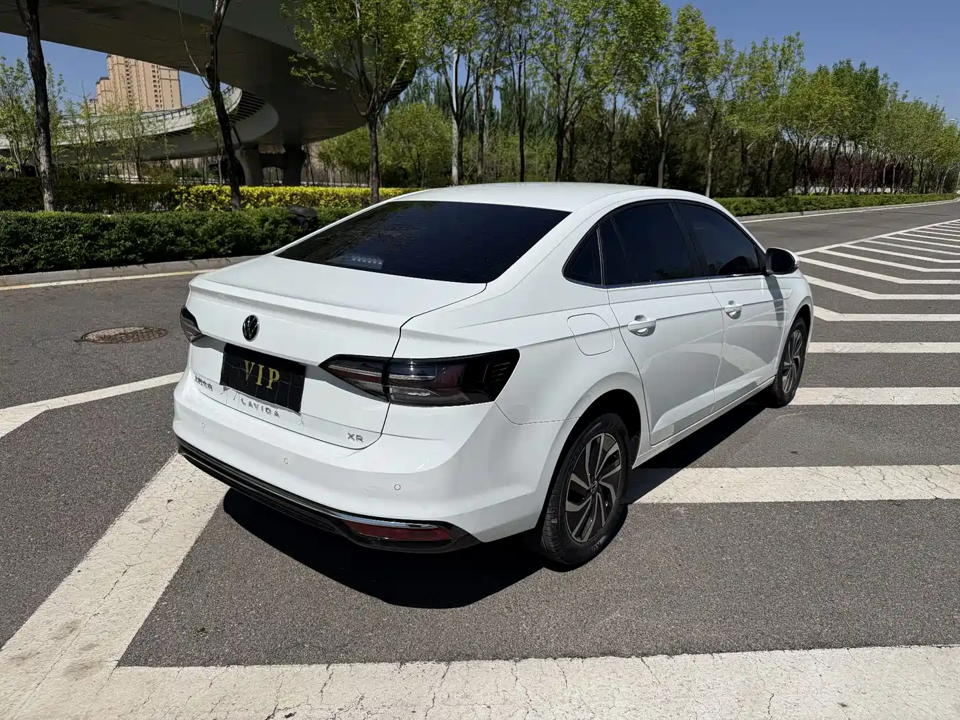 Volkswagen Lavida 2025 Model New Edge 1.5L New Leisure Edition фото 8