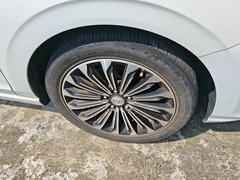 صورة 6 - Changan Eado
