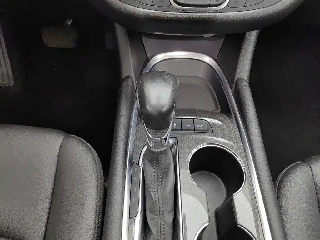 Фото 13 - Chevrolet Malibu XL