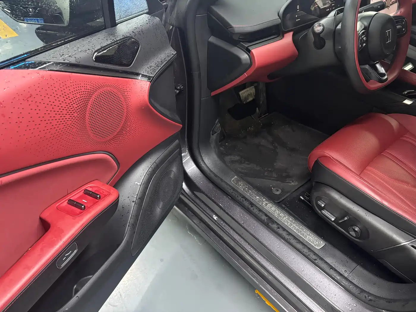 ZEEKR EXTREME KRYPTON 007GT