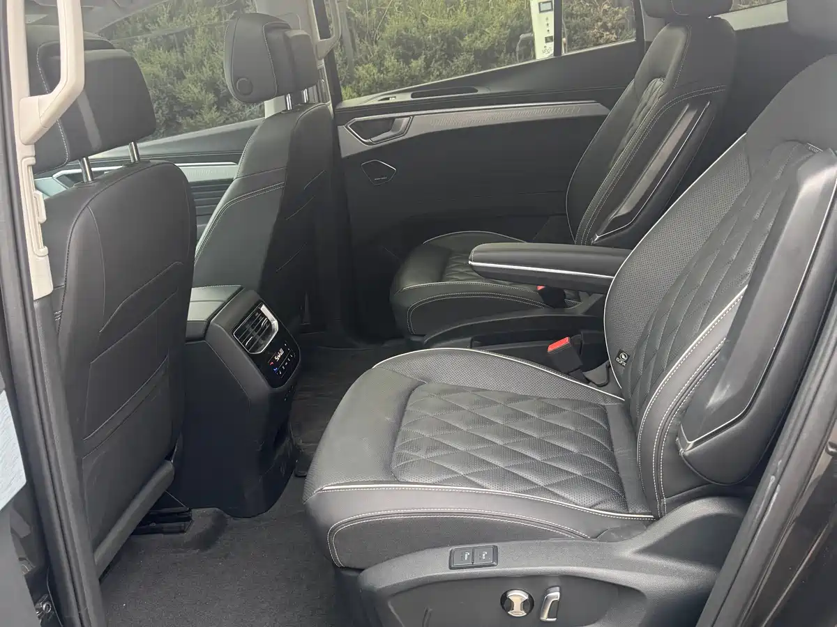 Volkswagen Talagon 2024 530TSI 4WD Flagship Victory Pro Shared Edition 6-Seater фото 7