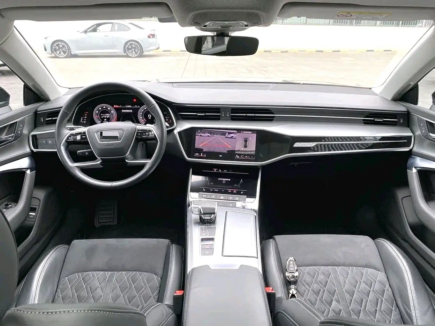 Фото 5 - Audi A7L