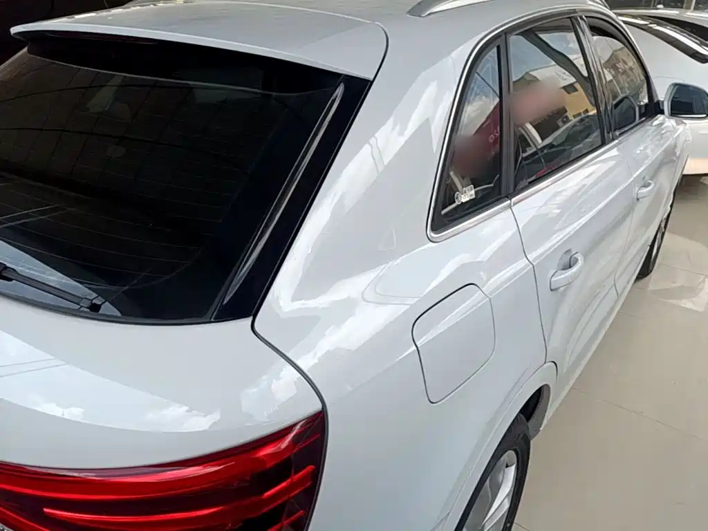 Фото 7 - Audi Q3