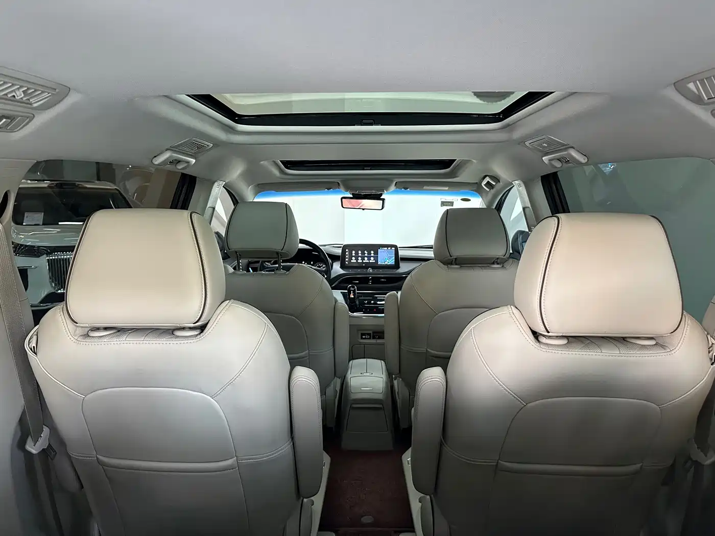Фото 21 - Buick GL8