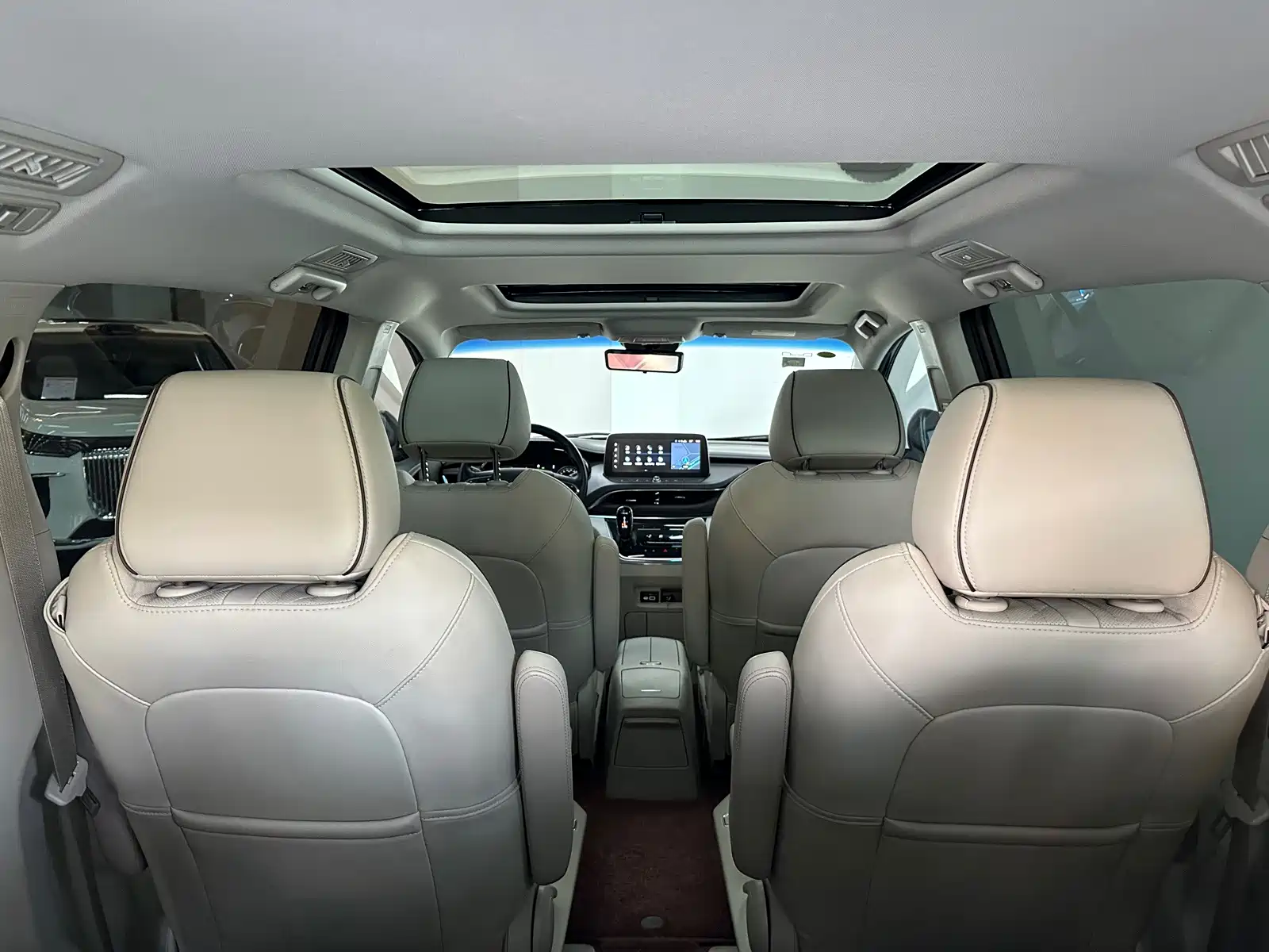 Фото 21 - Buick GL8