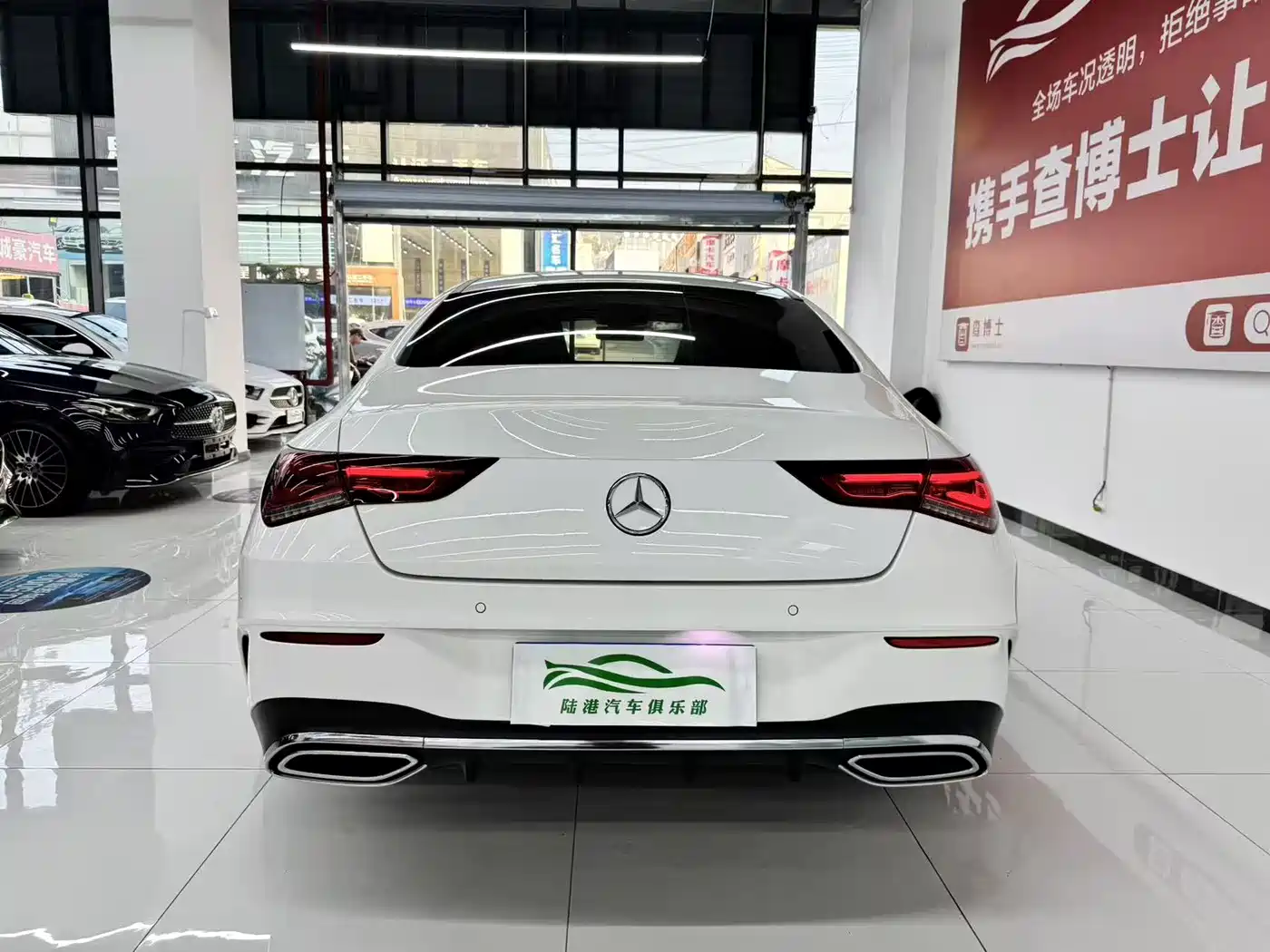 MERCEDES-BENZ CLA