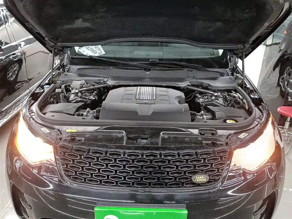 Land Rover Discovery 2018 3.0 SC V6 SE фото 20