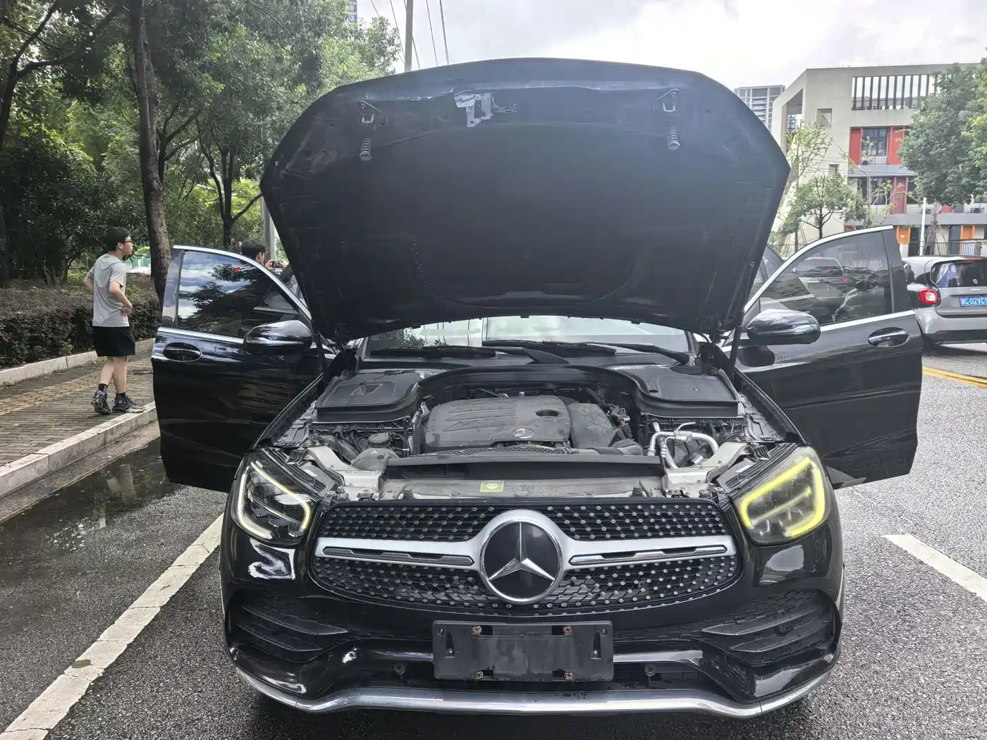 Фото 9 - Mercedes-Benz GLC