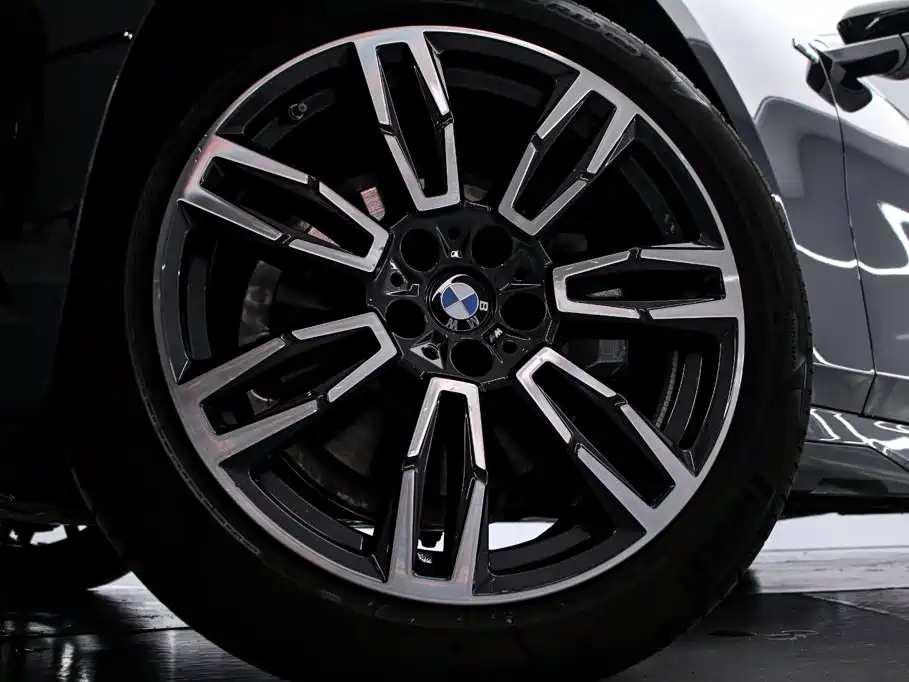 BMW 5 Series 2026 2026 525Li M Sport Package