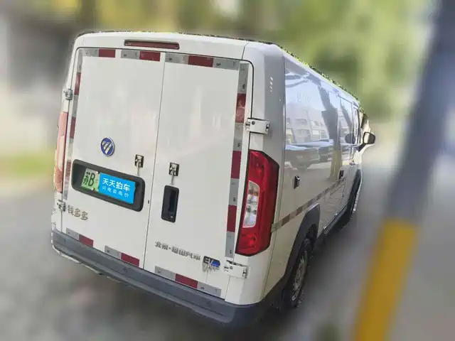Foton Qianduoduo 2024 Model Van Flat Roof 2 Seats EVE Energy 41.86kWh — фото 2