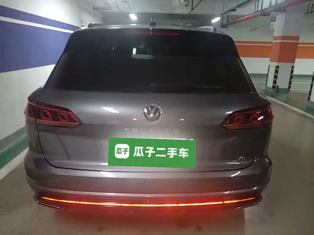 Volkswagen Touareg 2023 2023 3.0TSI R-Line Black Sports Package