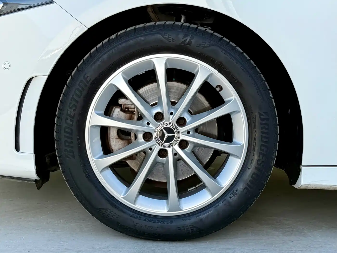 Mercedes-Benz A-Class 2022 A 200 L Sport Sedan Dynamic фото 13