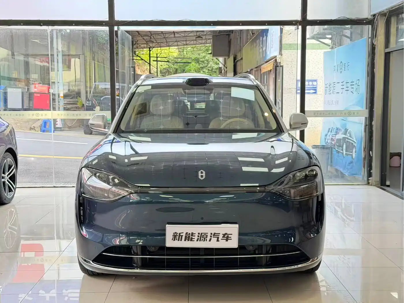 Aito M9 2025 2025 Extended Range Ultra 52kWh 6-Seater