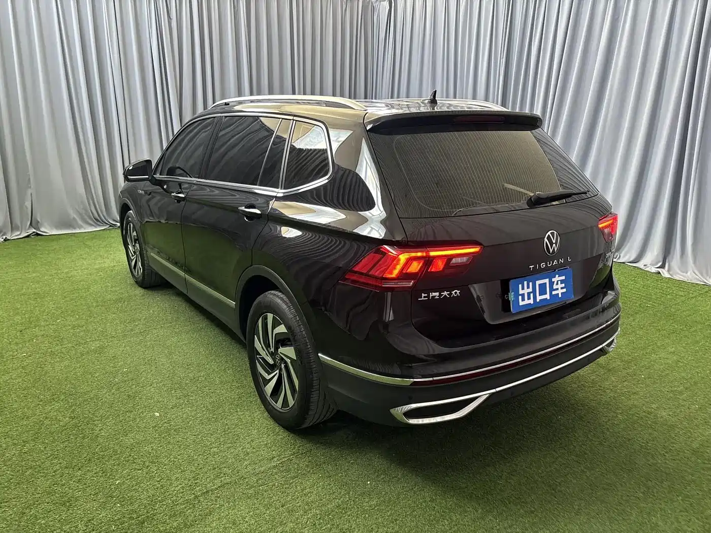 Фото 6 - Volkswagen Tiguan L