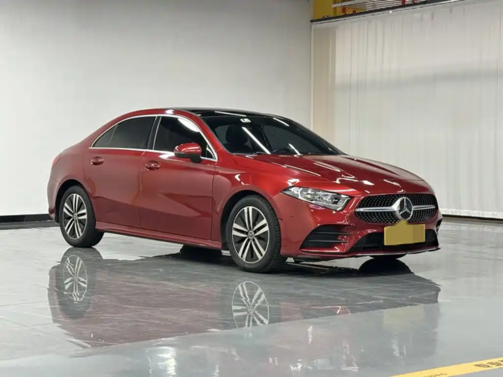 Фото 7 - Mercedes-Benz A-Class
