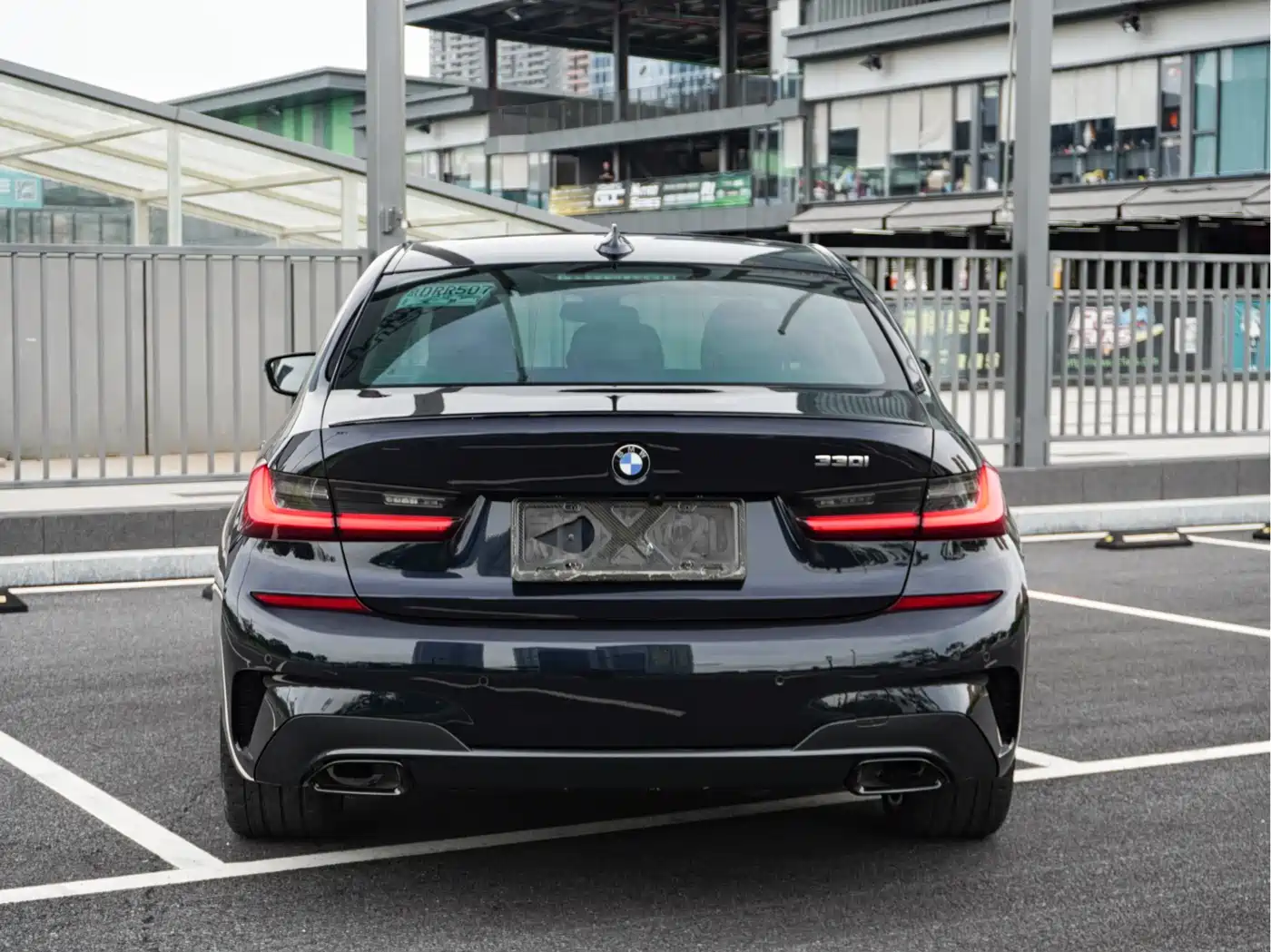 Photo 5 - BMW 3 Series