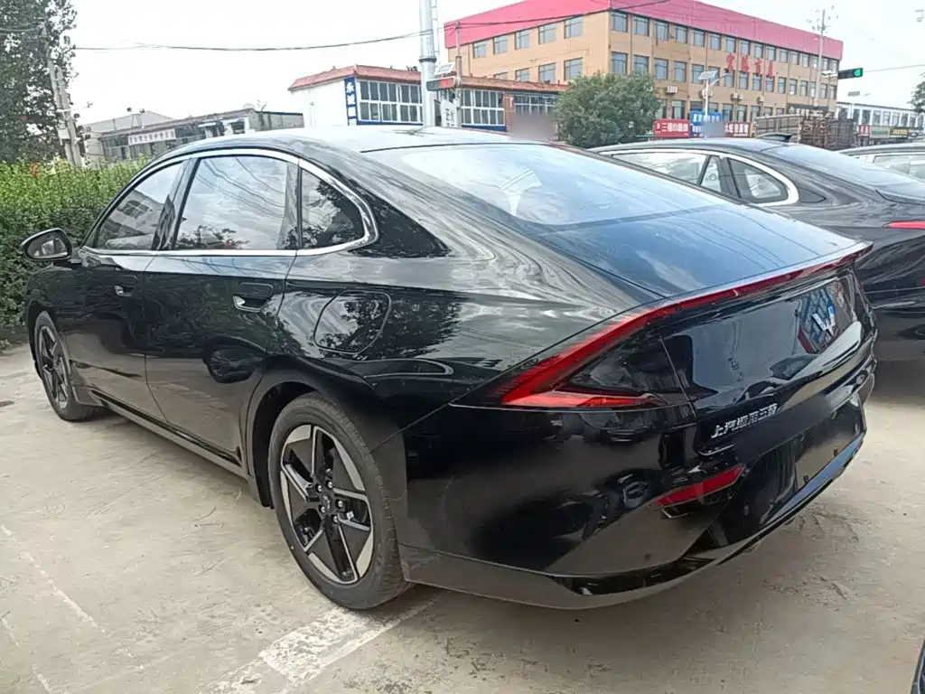 Wuling Motors Wuling Xingguang 2026 2025 150km Smart Advanced