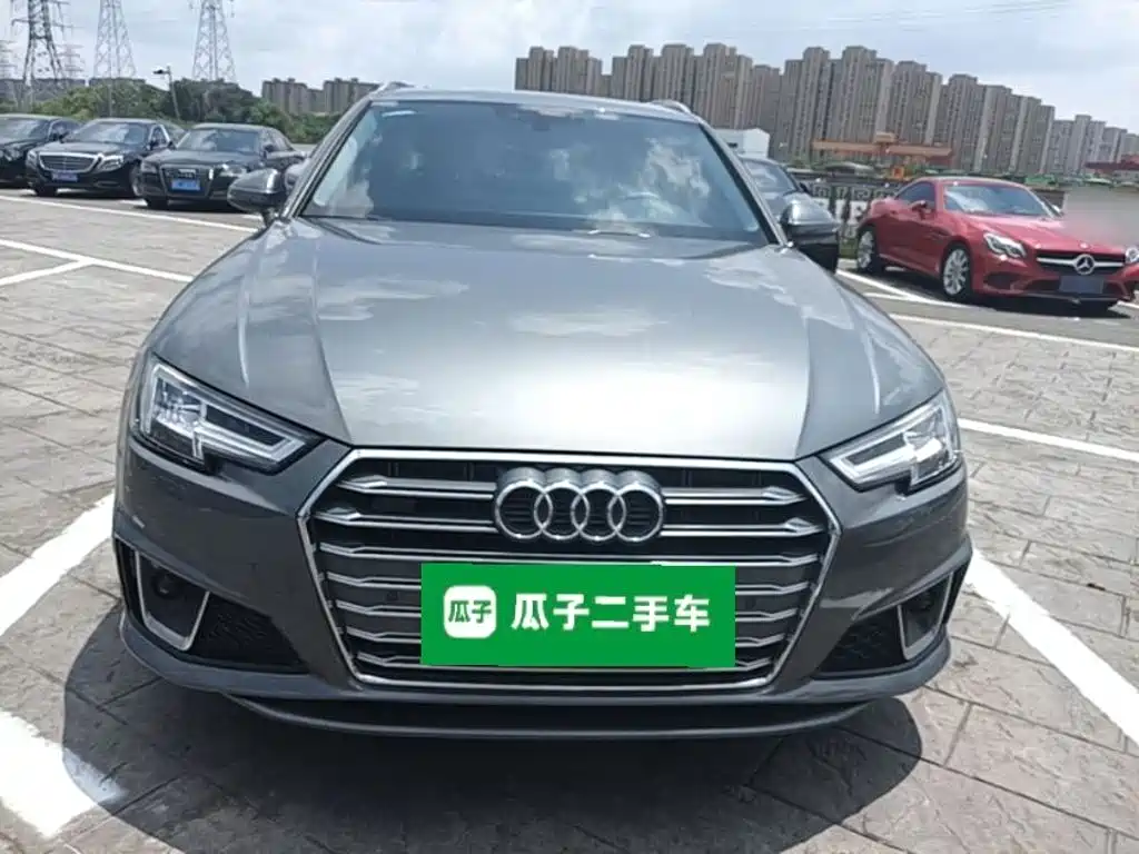 Audi A4 (Import) 2020 2020 Avant Pioneer 40 TFSI Fashion Dynamic