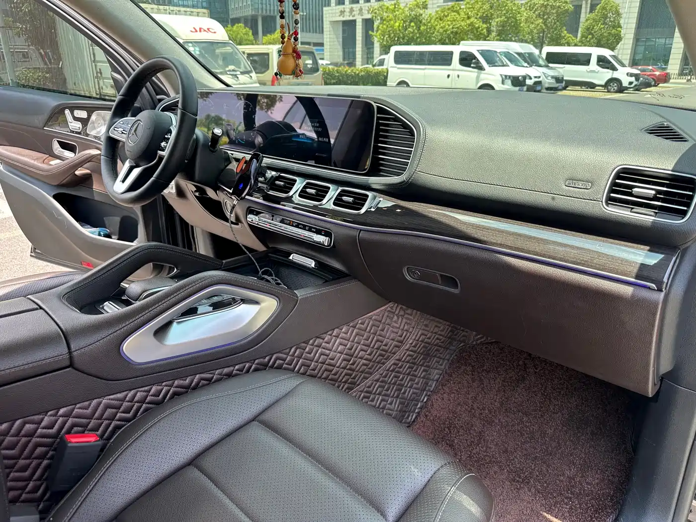 Photo 9 - Mercedes-Benz GLE