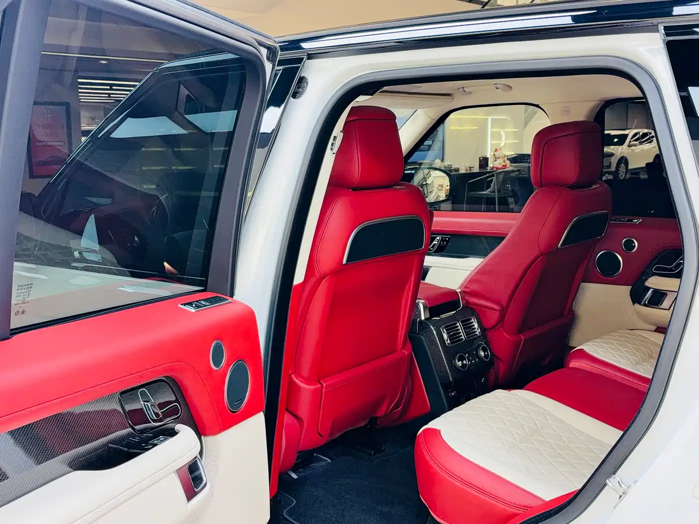 LAND ROVER RANGE ROVER