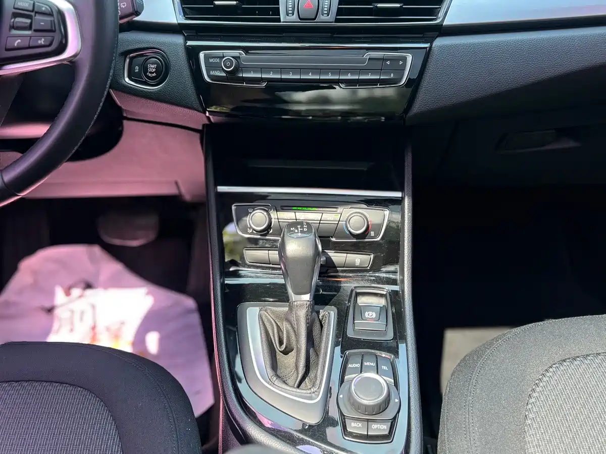 BMW 2 Series Touring 2016 2016 218i Fashion Model