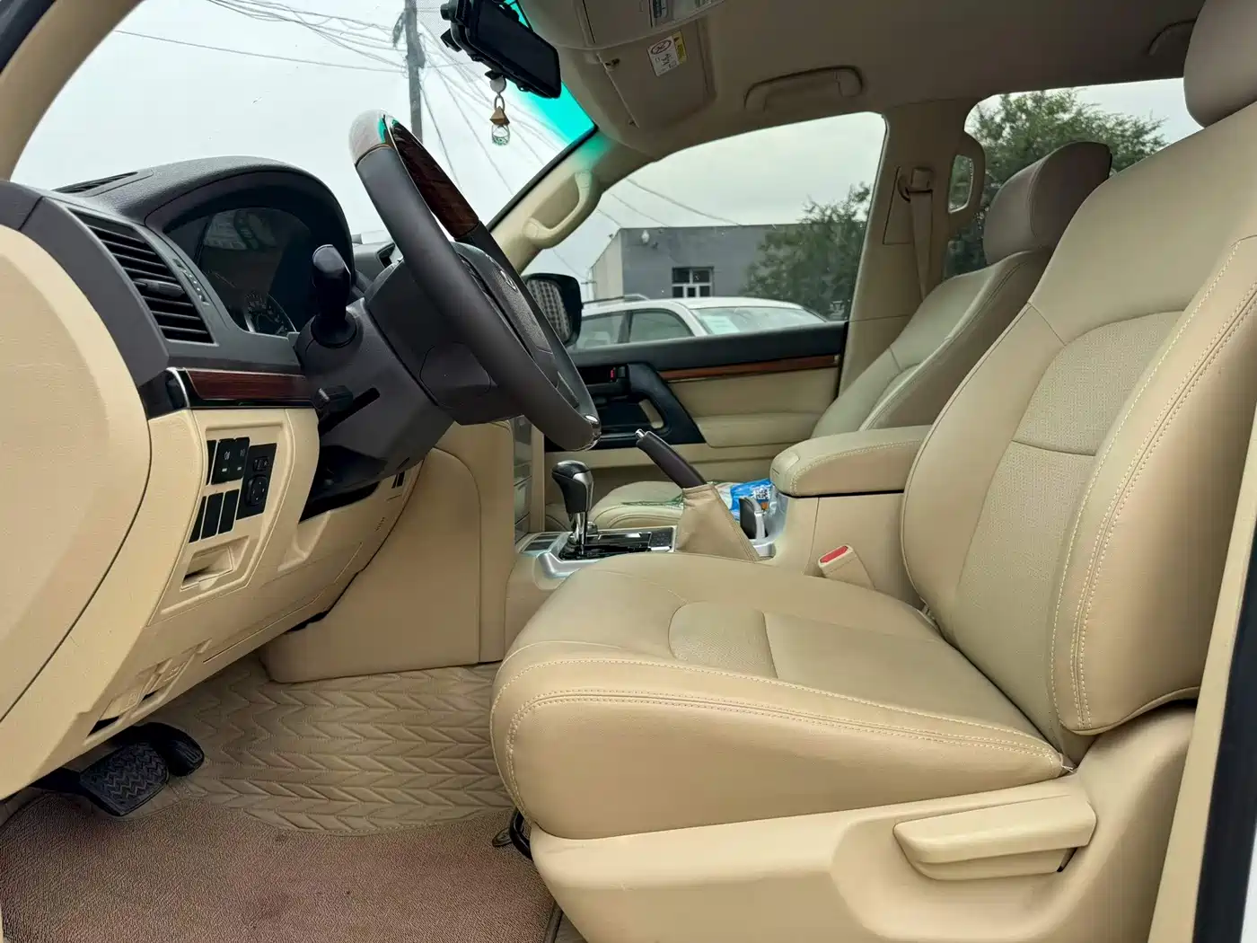 Фото 4 - Toyota Land Cruiser (Import)
