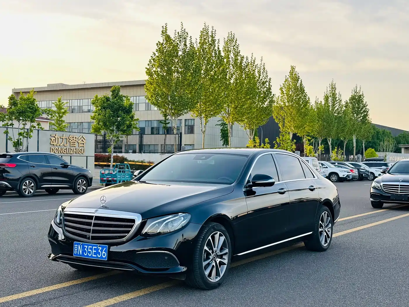 Mercedes-Benz E-Class 2017 E 300 L Luxury