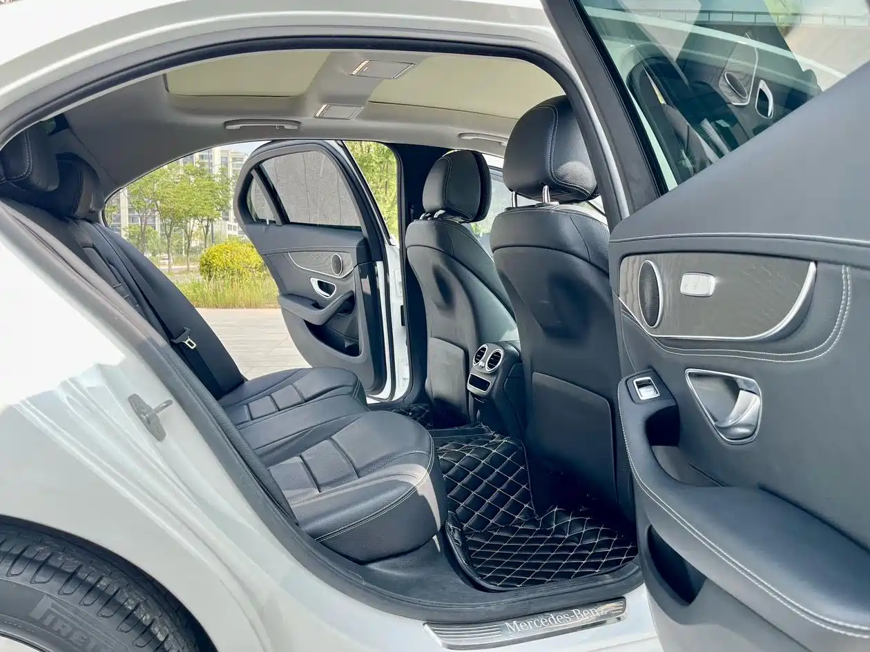 Mercedes-Benz C-Class 2019 Facelift C 260 L Sport фото 12