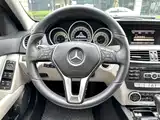 صورة 8 - Mercedes-Benz C-Class